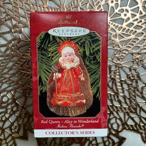 HALLMARK Alice In Wonderland Red Queen Christmas Ornament Madame Alexander 1999